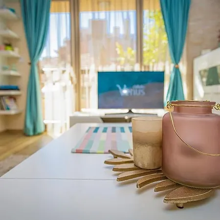 Brand New Apartment, 10 Minutes To Center