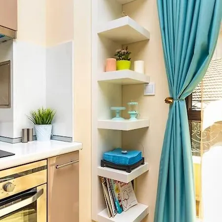 Brand New Apartment, 10 Minutes To Center *