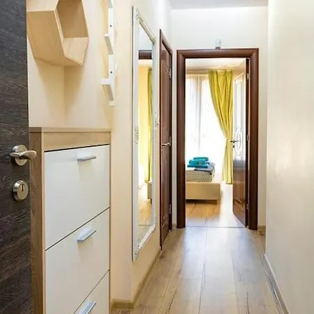 2br ,10 Minutes Walk To Center Apartment Plovdiv