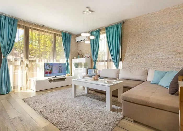 2br ,10 Minutes Walk To Center * Φιλιππούπολη