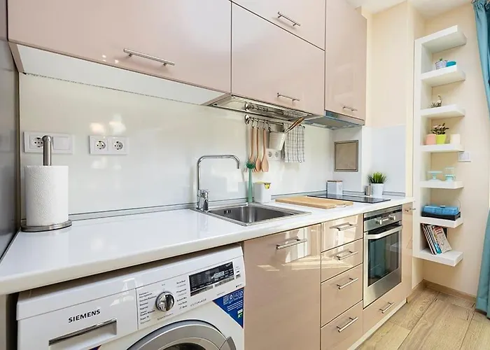 Διαμέρισμα 2br ,10 Minutes Walk To Center *